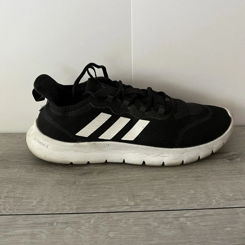 adidas Nario Move Womens Size 7 Black White Running Athletic Shoes Sneakers